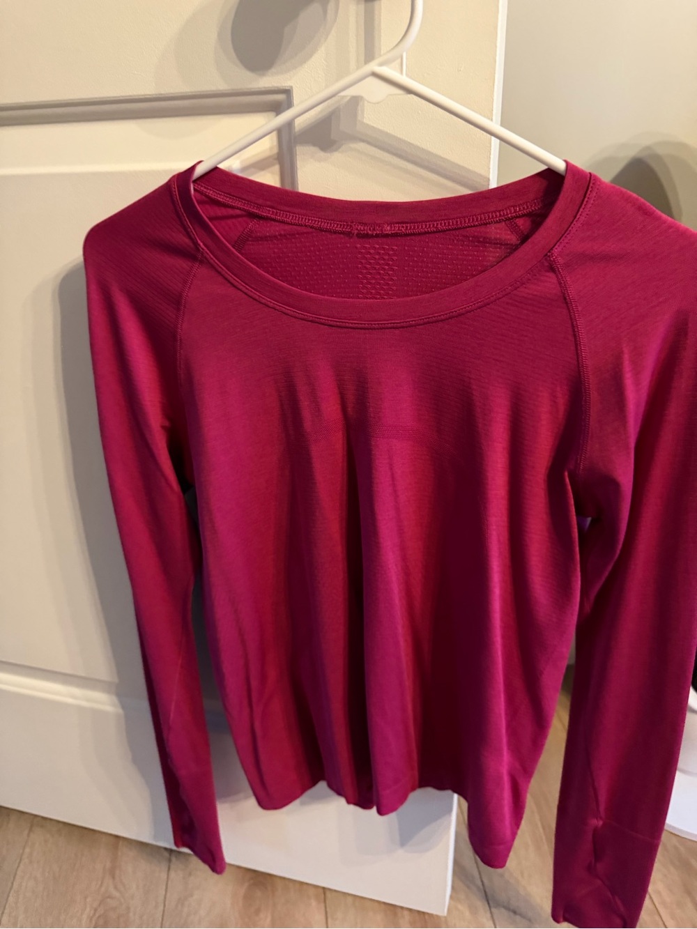Lululemon swiftly Women's Long-Sleeve Performance Top - Magenta Pink